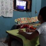 Vaticano limita misas al interior