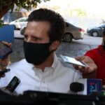 Cinco meses y aún sin reparar mega socavón en la Primero de Mayo