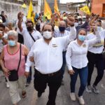 Se recupera el peso, pero sigue por arriba de los $20 por dólar