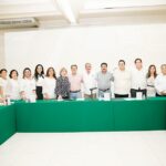 Afganistán: Ordena a las funcionarias no ir a trabajar