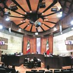 Empresa eléctrica de Monterrey quiere fichar a presidenta de Cofece, denuncia AMLO