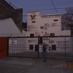 El papa regresa al Vaticano tras cinco semanas en hospital por neumonía