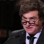 Vendían actas de nacimiento a inmigrantes